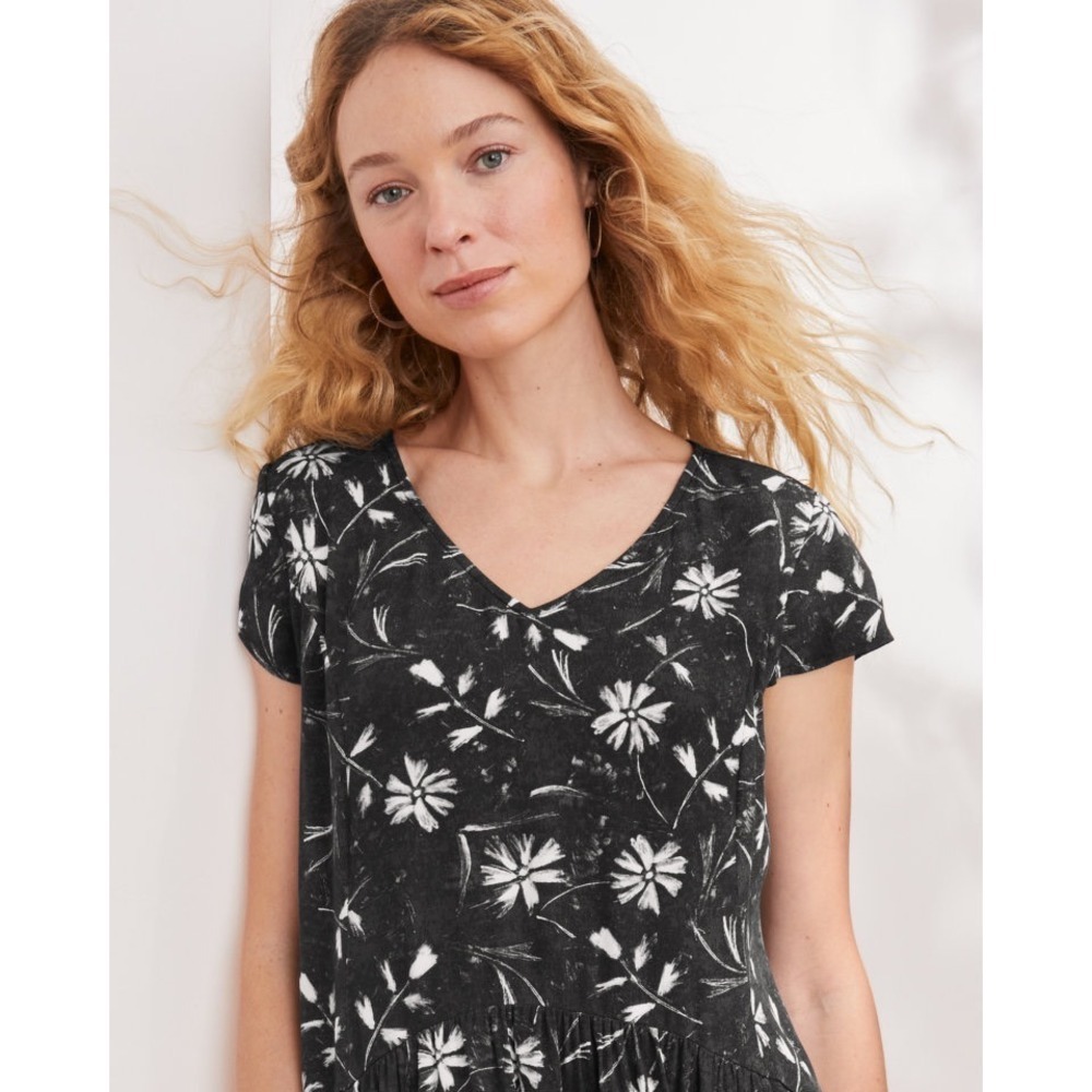 Garnet‎ Hill Summer Day V Neck Drop Waist Dress Black Floral Women 18 Fall - Picture 7 of 14